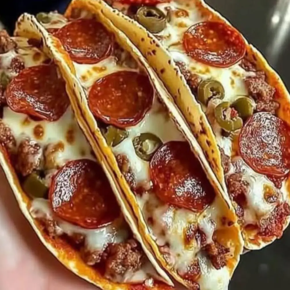 Pepperoni Pizza Tacos